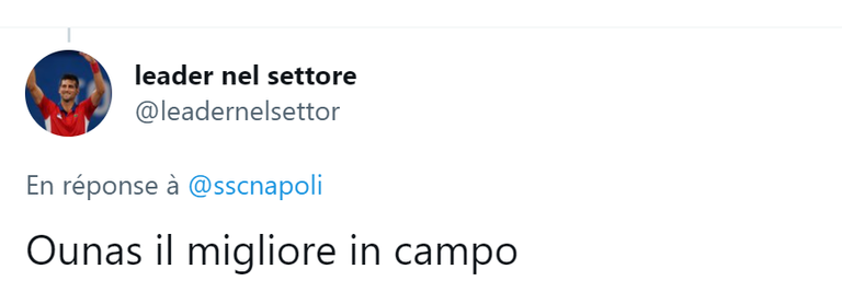 آدم وناس لاعب نابولي