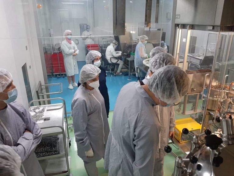 الوفد الطبي الصيني للتحضير لانتاج لقاح سينوفاك بالجزائر لقاح سينوفاك الصيني
