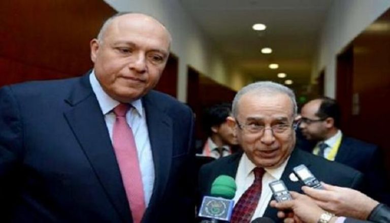 لقاء سابق بين وزيري خارجية الجزائر ومصر 