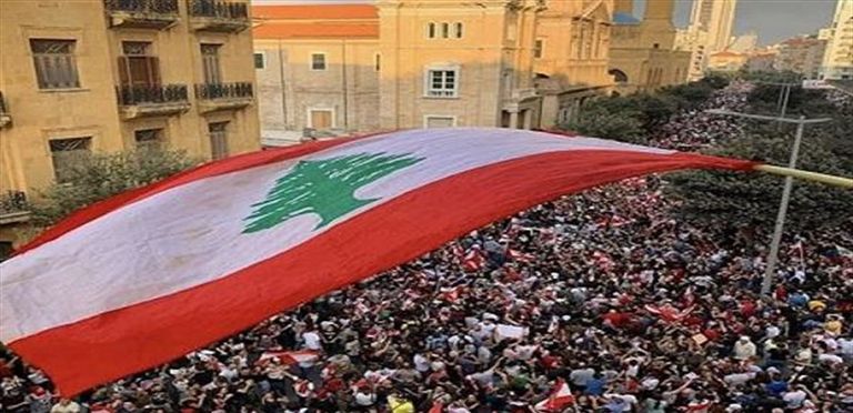 لبنان.. عامان من الأزمات