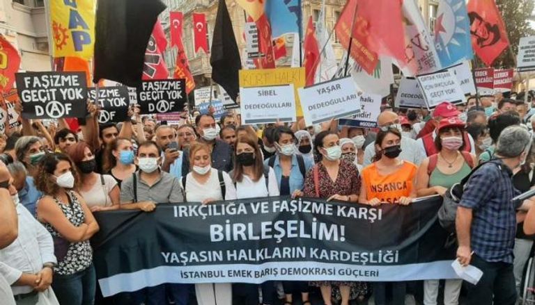 إحدى المظاهرات الاحتجاجية في تركيا اليوم الاحد