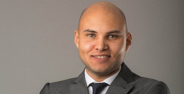 نصر عزام فرجاني ساسي لاعب وسط الزمالك المصري