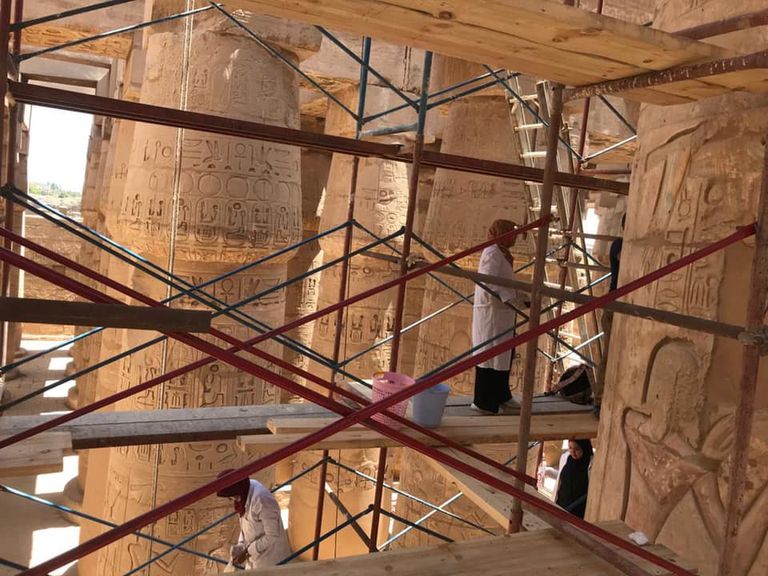 أحد أعمدة الكرنك