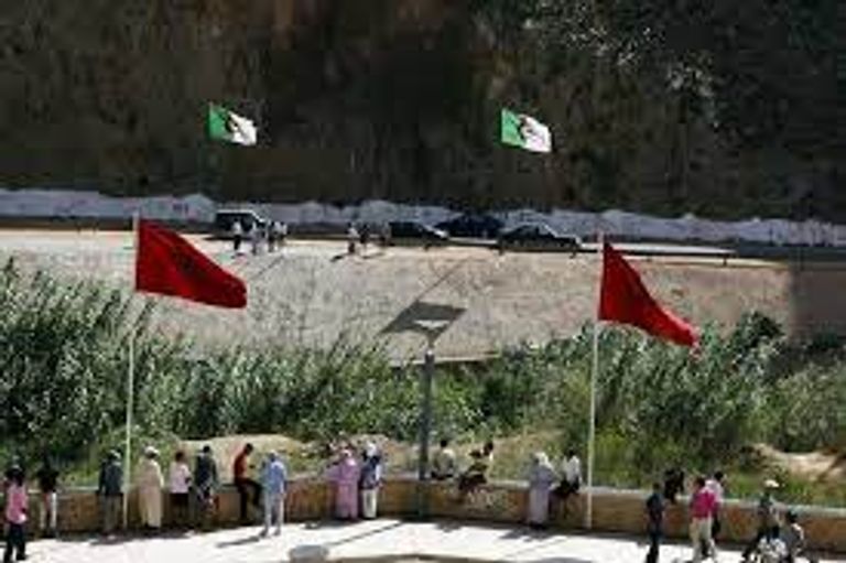 المعبر الحدودي زوج بغال