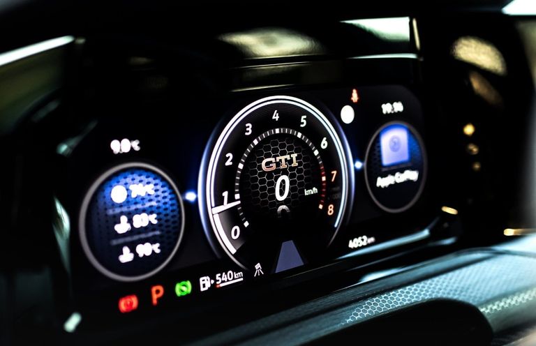 عداد سيارة فولكس فاجن Golf GTI المعدلة من مانهارت سيارة فولكس فاجن Golf GTI المعدلة من مانهارت