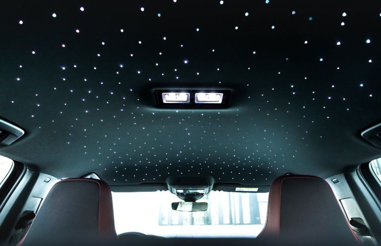 سقف سيارة فولكس فاجن Golf GTI المعدلة من مانهارت سيارة فولكس فاجن Golf GTI المعدلة من مانهارت