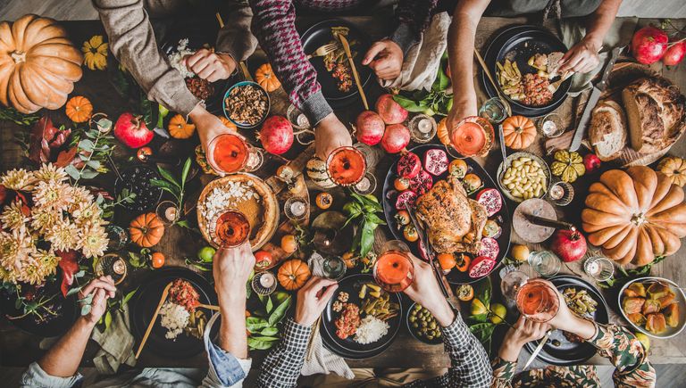 تجنب التجمعات للوقاية من الإصابة بمتحور دلتا كورونا - تعبيرية نصائح هامة لتجنب الإصابة بسلالة دلتا