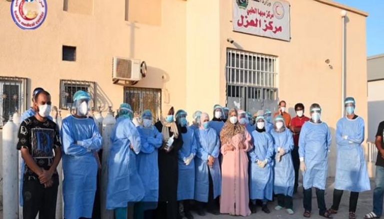 وقفة احتجاجية لأحد المراكز الطبية الليبية لنقص الأكسجين