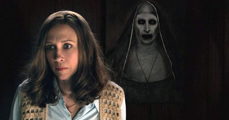 الممثلة الأمريكية ذات الأصول الأوكرانية فيرا فارميجا