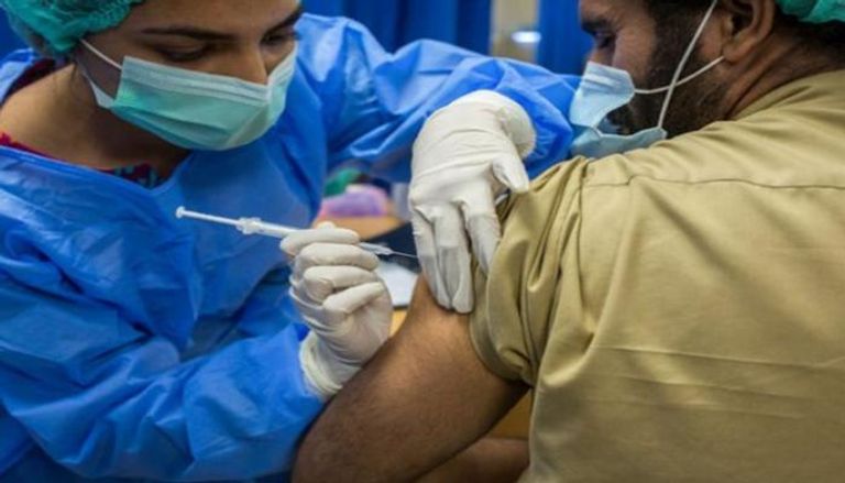 التطعيم ضد كورونا في باكستان- أرشيفية