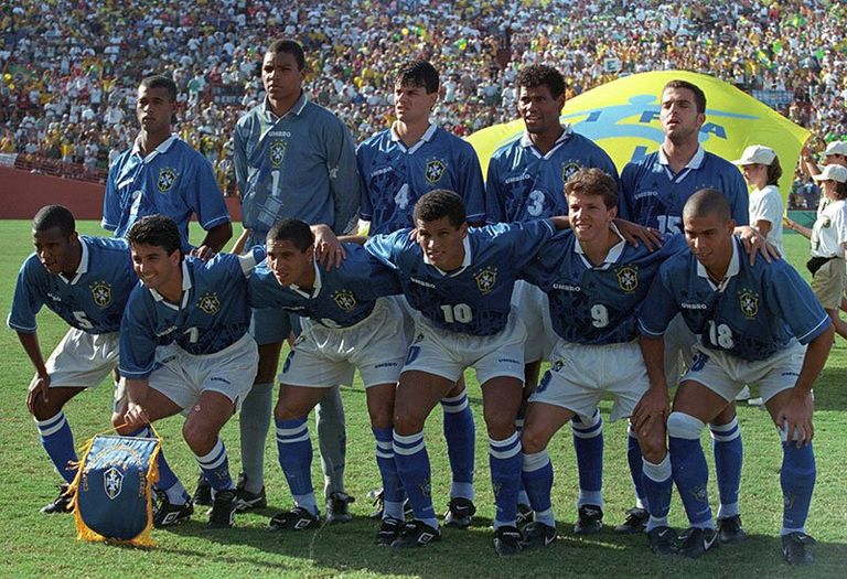 منتخب البرازيل في أولمبياد أتلانتا 1996 ليونيل ميسي مع مواطنه أجويرو في أولمبياد 2008