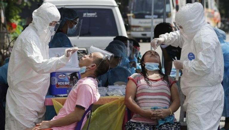 الفلبين تفرض إغلاقا لأسبوعين في العاصمة لوقف ارتفاع الإصابات بكورونا