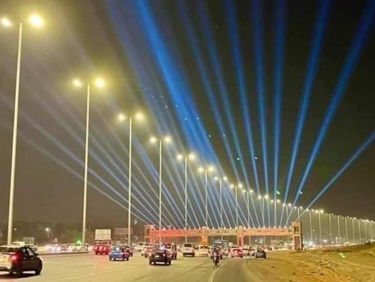 موكب نقل مركب خوفو