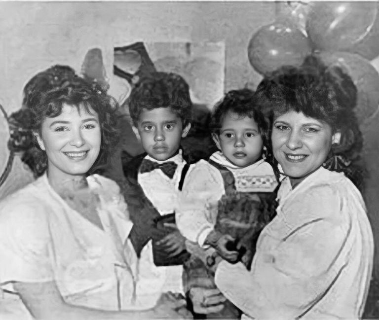 دلال عبدالعزيز مع سمير غانم