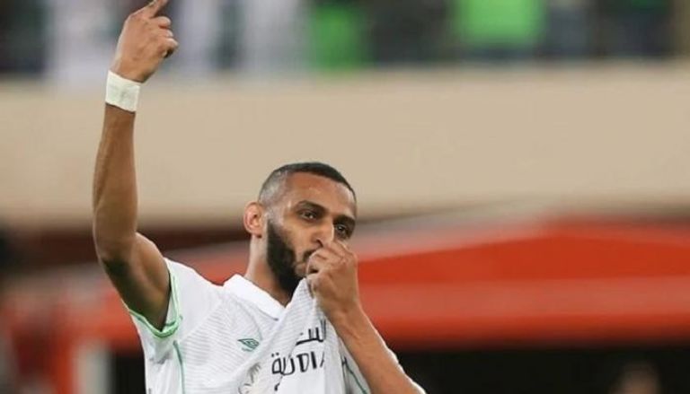 مهند عسيري نجم الأهلي ومنتخب السعودية