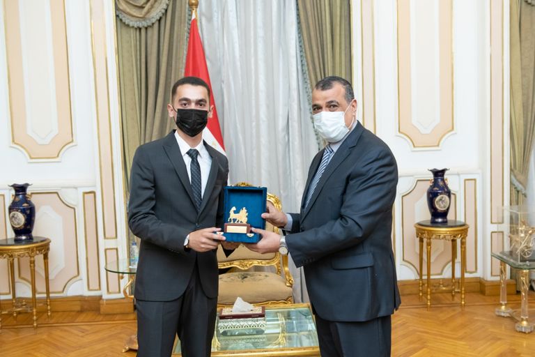 الطالب المصري عمر وليد البحيري