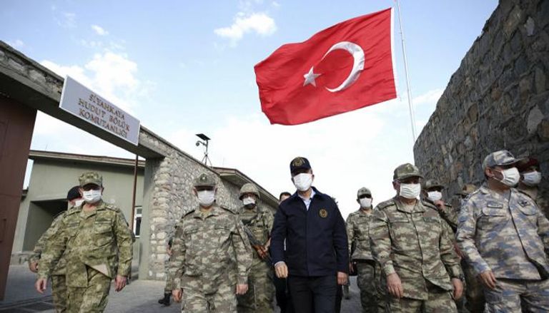 وزير الدفاع التركي خلوصي آكار (أرشيفية)