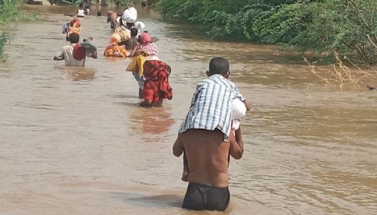 الفيضانات تسببت بنزوح 100 أسرة بإقليم عفار  