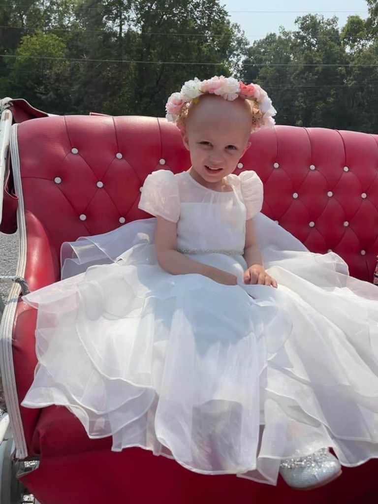 وحيد قرن الطفلة البريطانية المحاربة أبيجيل ليجيو