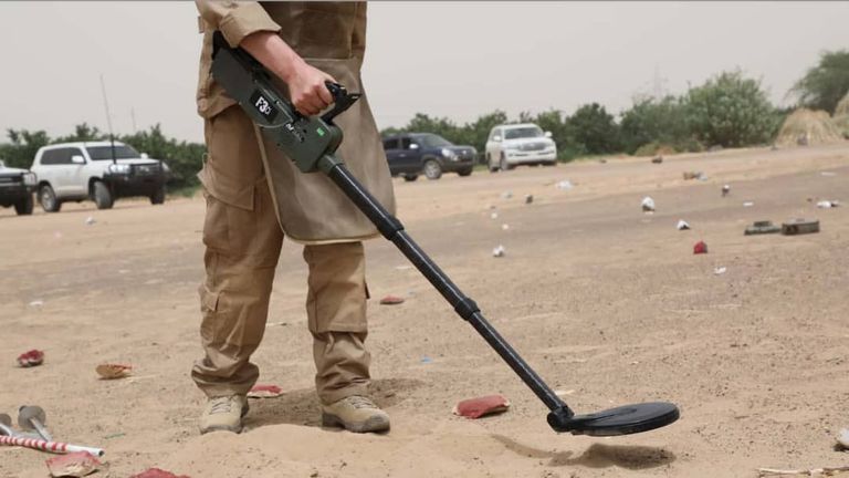 جانب من ألغام مليشيات الحوثي التي زرعتها في اليمن