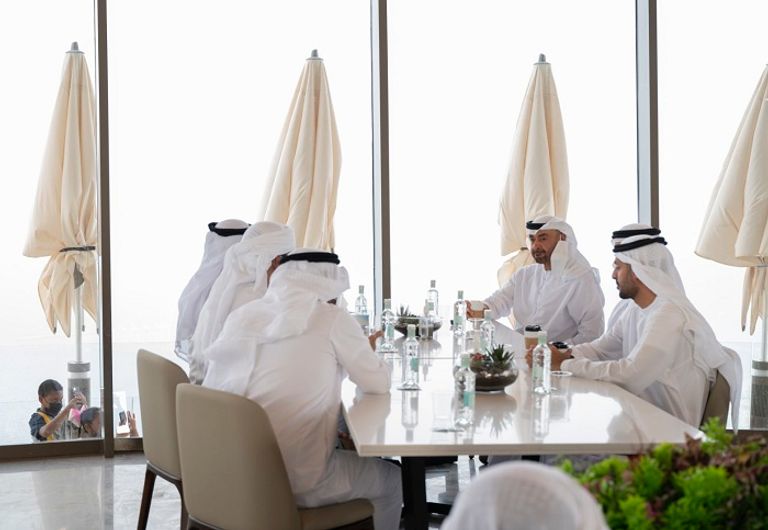 الشيخ محمد بن زايد آل نهيان، خلال زيارته "استراحة السحب" الشيخ محمد بن زايد آل نهيان خلال زيارته