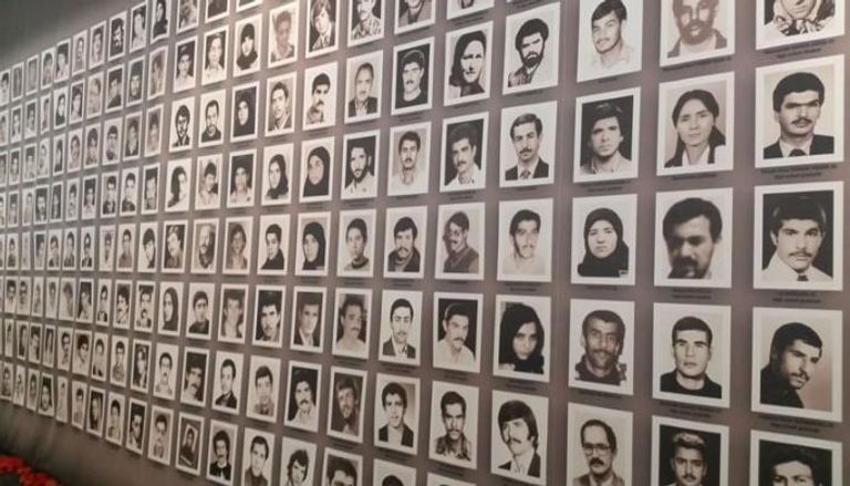 جدارية لضحايا إعدامات 1988 في إيران
