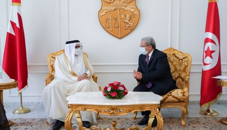 وزير الخارجية البحريني خلال لقاء الرئيس التونسي