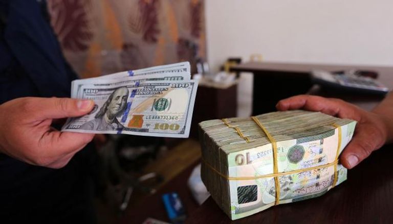 تباين أسعار الدولار في ليبيا