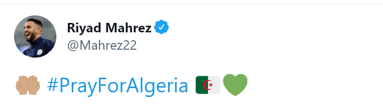 رياض محرز نجم منتخب الجزائر