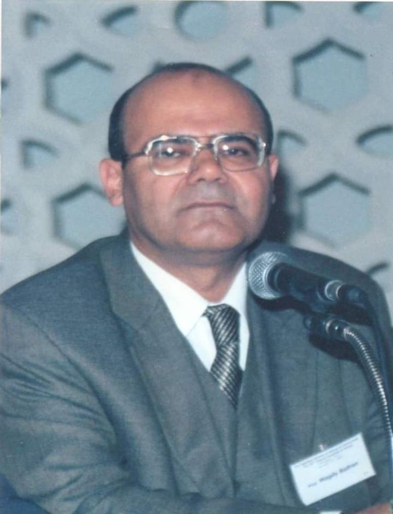 الدكتور مجدي بدران سيدة تغرق نفسها بالماء لمواجهة الحرارة الشديدة