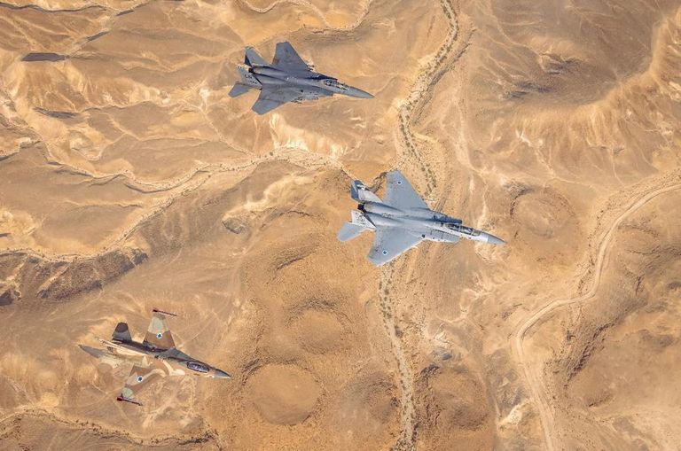 جانب من التمرين العسكري 