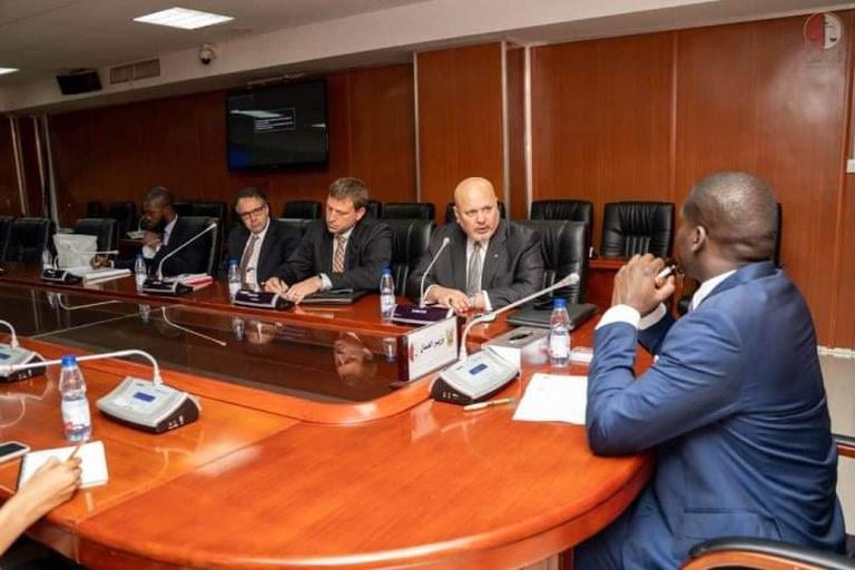 وزيرة خارجية السودان والمدعي العام للجنائية الدولية 