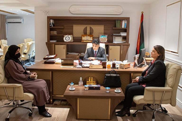 وزيرة الخارجية الليبية ورئيس مفوضية الانتخابات