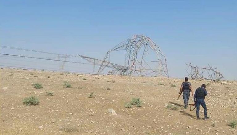 سقوط برج لنقل الطاقة الكهربائية بتفجير شمالي العراق