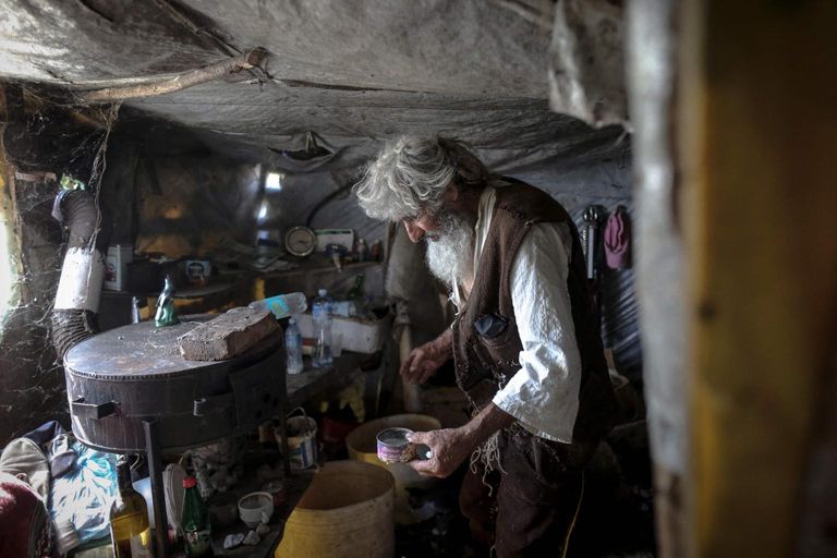 رجل الكهف الصربي بانتا بتروفيتش