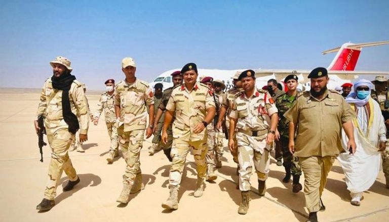 جانب من زيارة وفد الجيش الليبي للجنوب