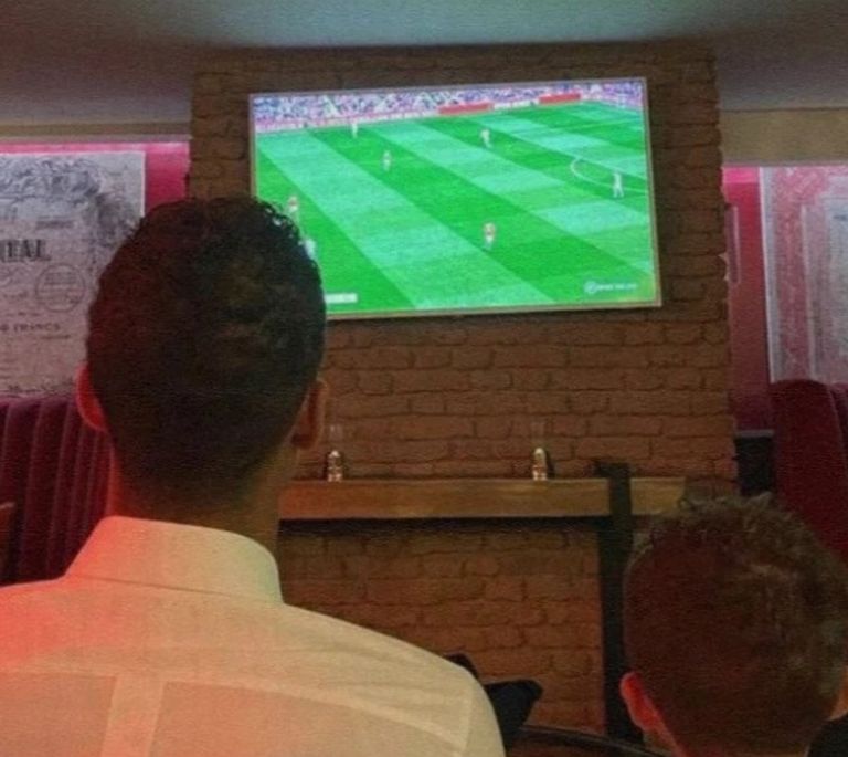 رفائيل فاران رفائيل فاران لاعب مانشستر يونايتد الجديد