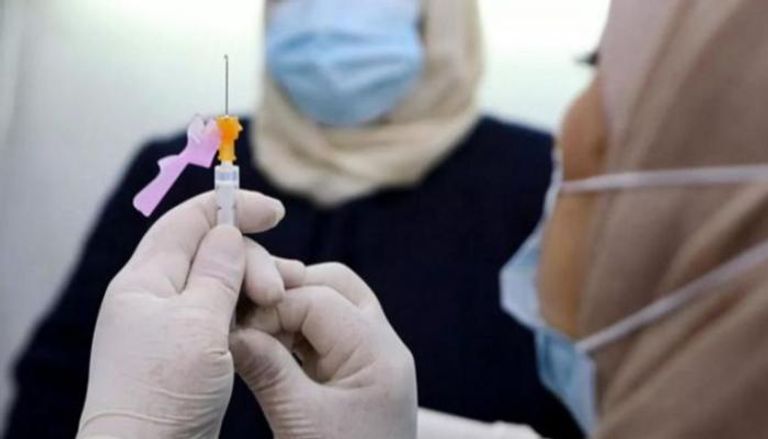 التطعيم ضد كورونا في السعودية- أرشيفية