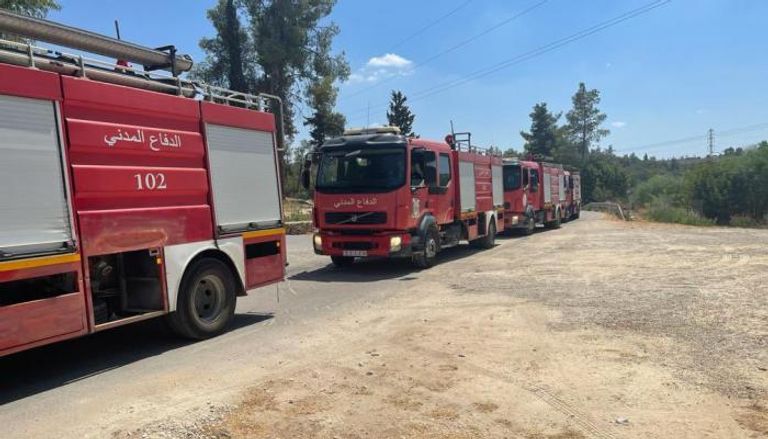 طواقم الإطفاء الفلسطينية بالقدس الغربية اليوم