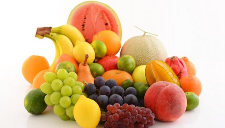 الإفراط في تناول الفاكهة يضر المعدة- تعبيرية