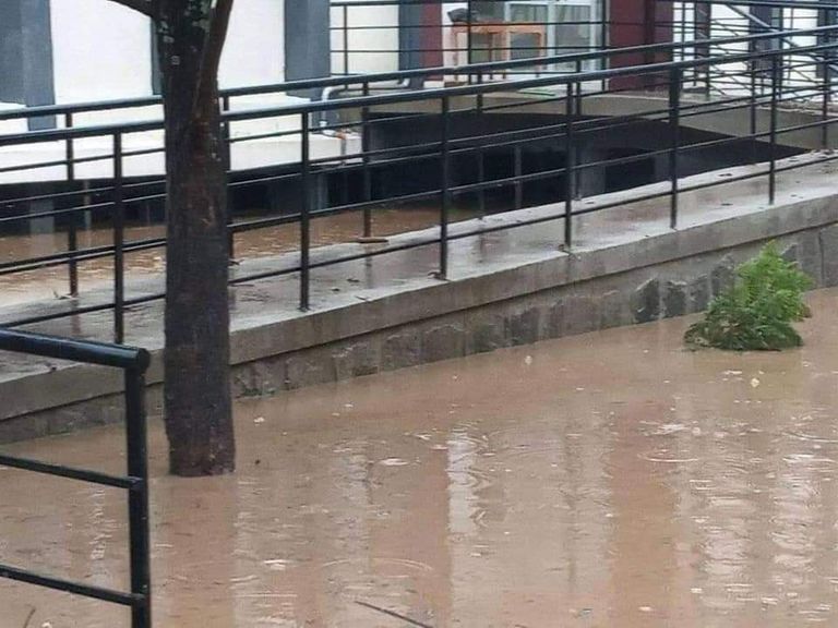 الفيضانات تغرق شوارع إديس أبابا