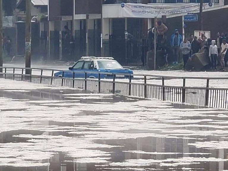 الفيضانات تغرق شوارع إديس أبابا