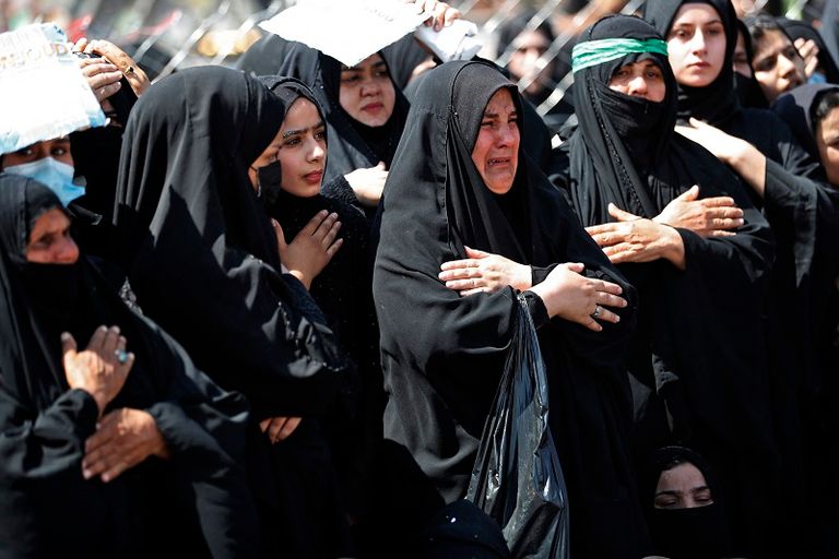 مشهد تمثيلي لمعركة كربلاء