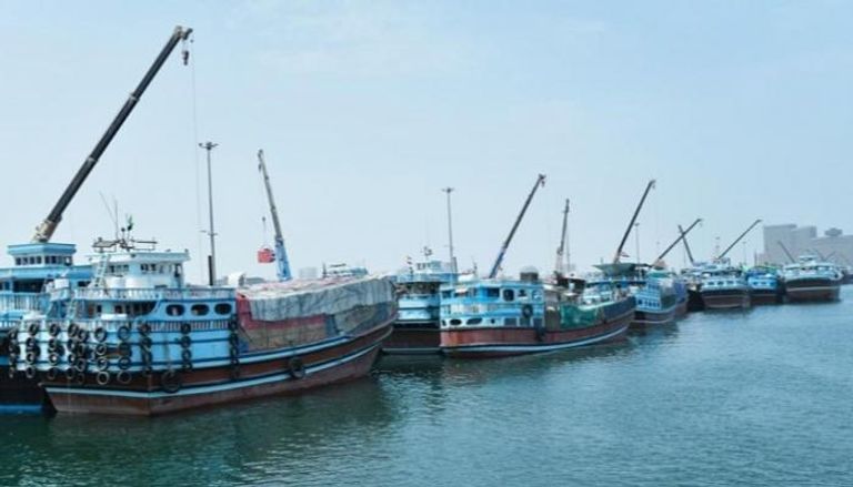 أكثر من 5000 سفينة تجارية خشبية تنعش تجارة دبي رغم الجائحة