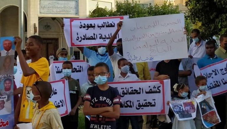 تظاهرات أهالي مرزق في الذكرى الثانية لتهجيرهم