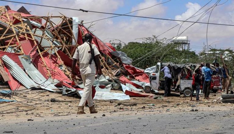 آثار تفجير سابق في الصومال - أ.ف.ب