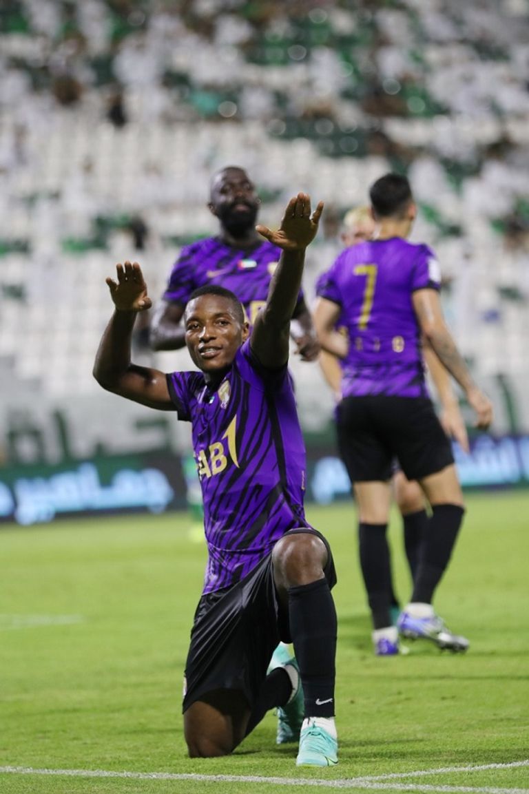 لابا كودجو مهاجم العين يزاحم على صدارة جدول ترتيب هدافي الدوري الإماراتي من مباراة الجزيرة والظفرة في الدوري الإماراتي