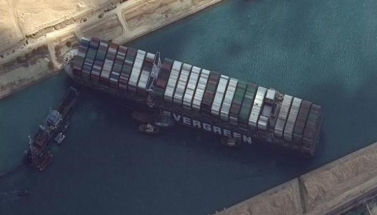 سفينة الحاويات البنمية العملاقة 