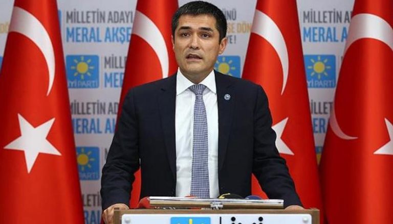 المعارض التركي بوغرا قافونجو