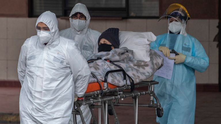 كورونا يواصل الانتشار حول العالم كورونا يواصل الانتشار حول العالم